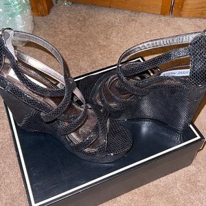 Steve Madden Wedge heel black size 9.
